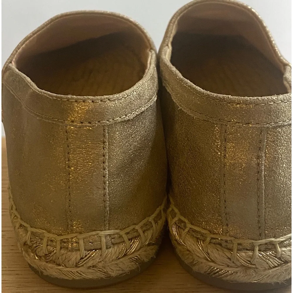 Coach Casey Espadrille Flats Metallic Leather Rose Gold Womens Shoes Size 6B